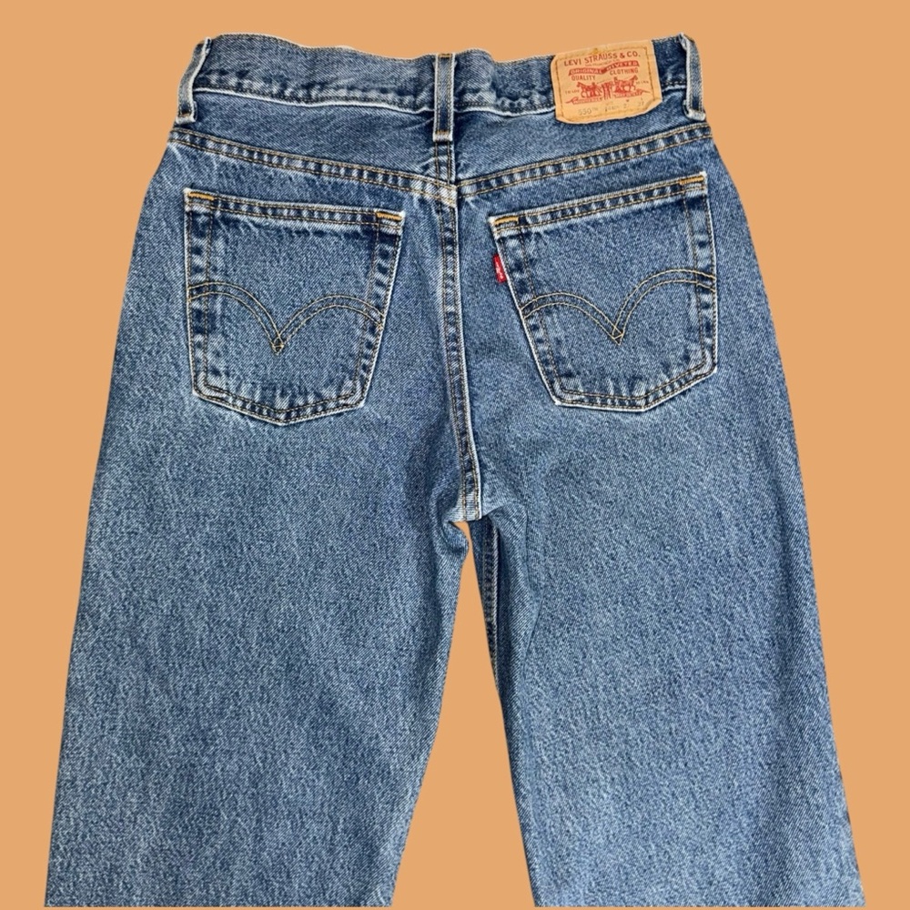 550 Relaxed Fit Levi’s denim jeans - Picture 12 of 15